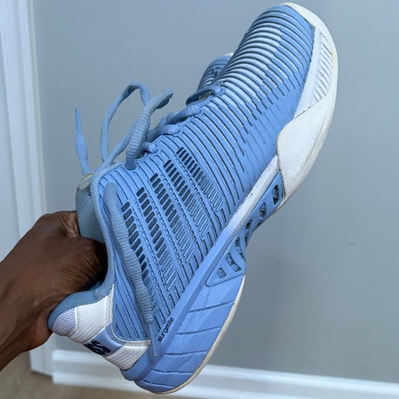 K-Swiss Women's Blue and White Pickleball Sneakers - Picture 2 of 4